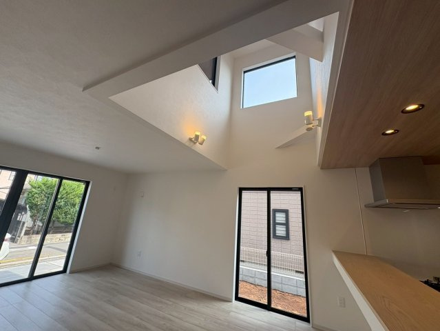坂戸市柳町　新築分譲　東武東上線『北坂戸駅』徒歩22分　【千代田小学区】の居間・リビング