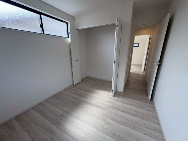 坂戸市柳町　新築分譲　東武東上線『北坂戸駅』徒歩22分　【千代田小学区】の洋室