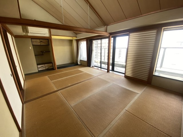 千鳥ビル　箱崎小学校区のロビー|千鳥ビル