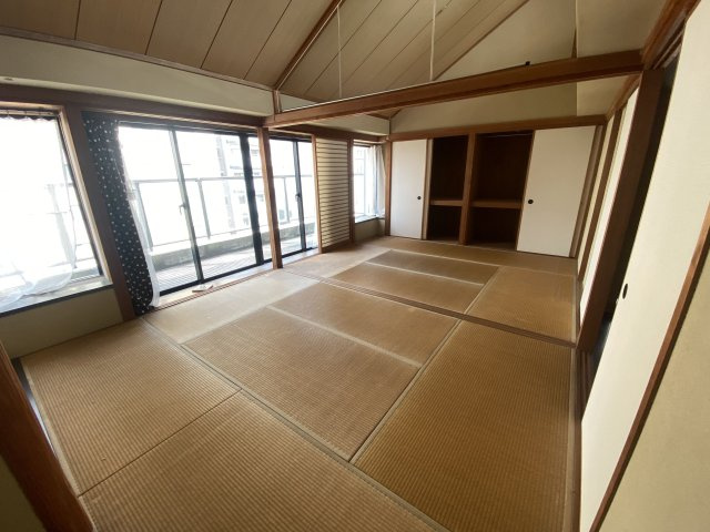 千鳥ビル　箱崎小学校区のロビー|千鳥ビル