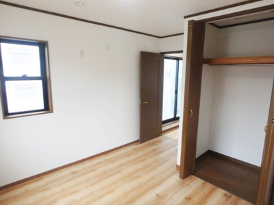 【洋室】 | 綾瀬市上土棚南2丁目 中古戸建 全1棟 | ※室内の家具や雑貨等はCG加工で販売対象には含まれません