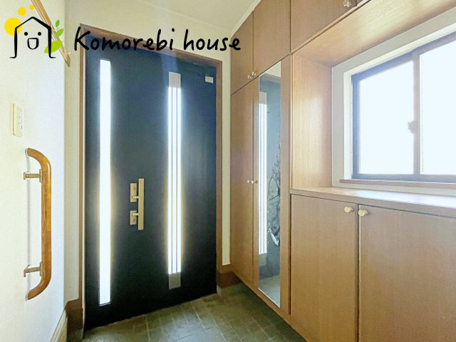 上尾市上　01期R　中古戸建の玄関|26.5.30　撮影済み