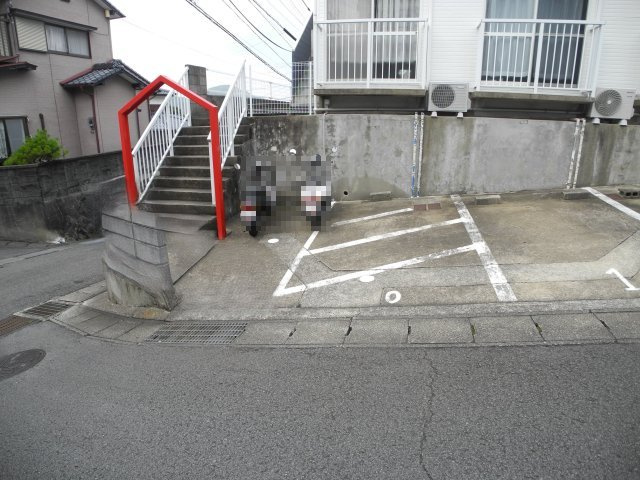 スカイハイツのその他|駐輪場
