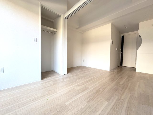 【寝室】プレリスＮＥＯ大阪十三エルヴィオン