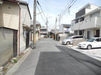 カサドラーダ九条烏丸の周辺|前面道路