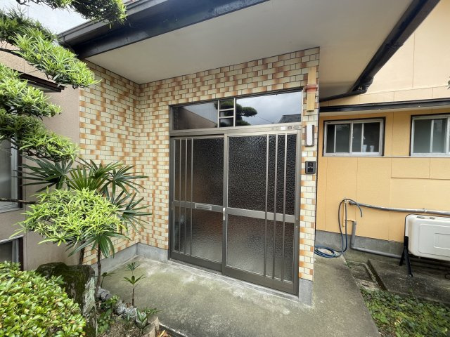 上野町　中古住宅の庭