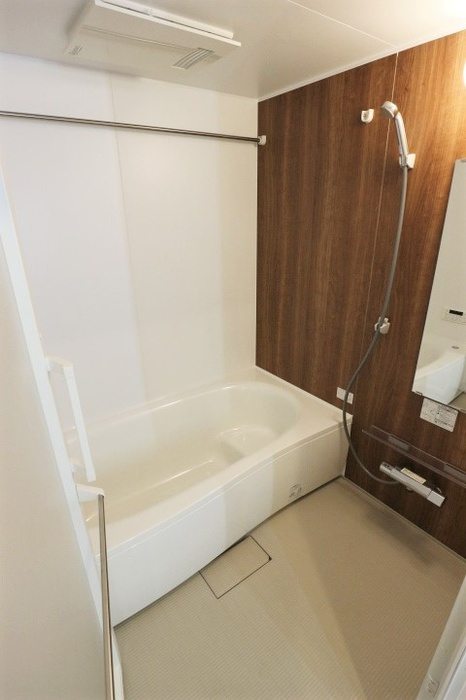 コンフォルトの浴室|コンパクトで使いやすいお風呂です