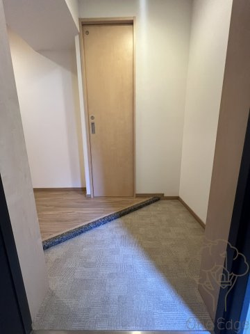オースティ北梅田の玄関