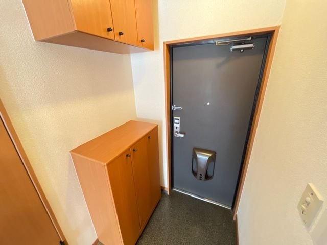グランディール　パピヨンの玄関