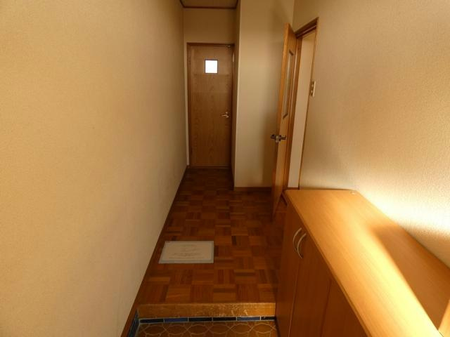 リラハウスの玄関