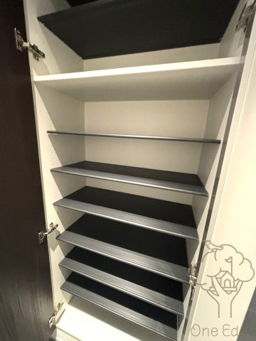 LuXe塚本の玄関