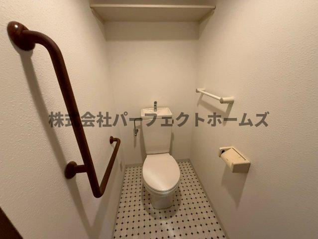 ブランカベルヴィルのトイレ|落ち着いたトイレです