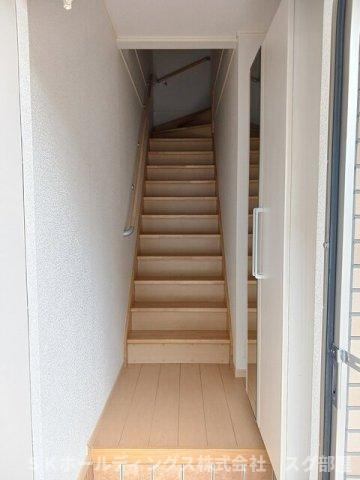 グラースグリーＡの玄関