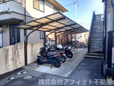 【その他共用部分】 | テラセヴェール | 屋根付き駐輪場