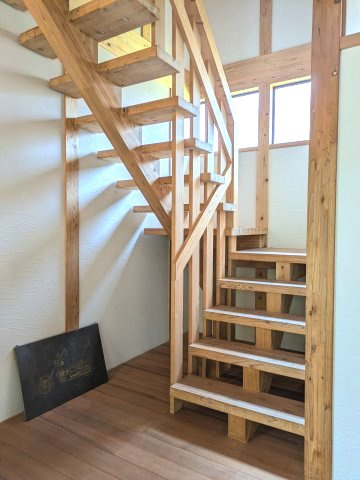 山武市美杉野　 中古戸建の内装|平成20年8月築２LDKインターガレージ付 敷地約99坪オール電化太陽光発電システムリビング約27帖