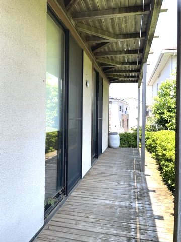 山武市美杉野　 中古戸建の庭|平成20年8月築２LDKインターガレージ付 敷地約99坪オール電化太陽光発電システムリビング約27帖