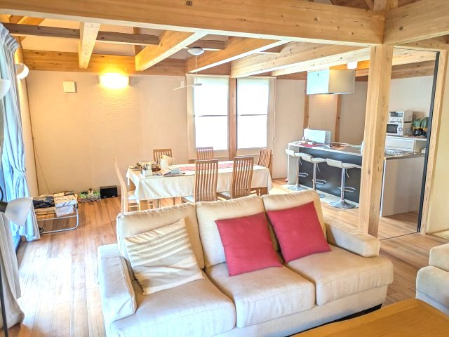 山武市美杉野　 中古戸建の和室|平成20年8月築２LDKインターガレージ付 敷地約99坪オール電化太陽光発電システムリビング約27帖