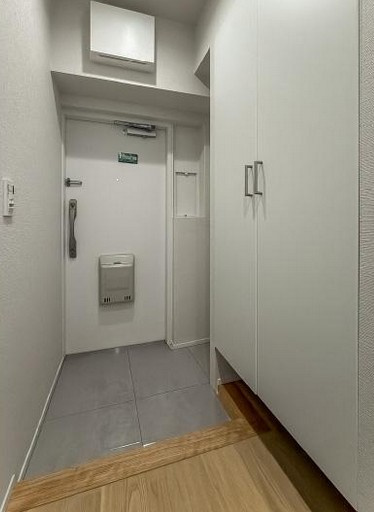【玄関】