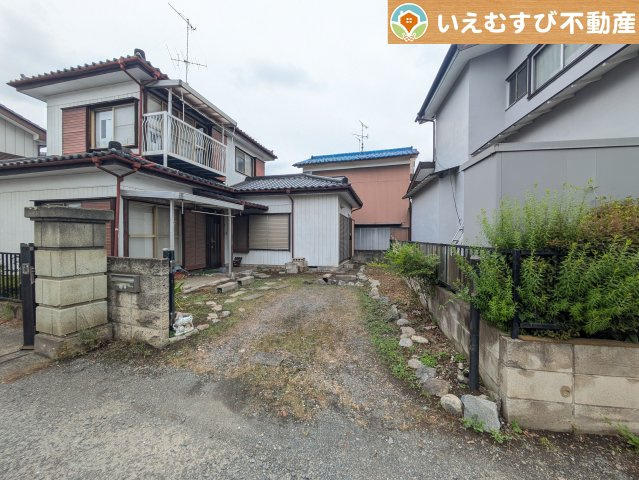 熊谷市樋春　中古戸建の駐車場