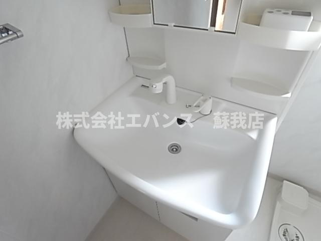 【独立洗面台】 | エスペランサA | 朝の支度にも助かる、独立の洗髪洗面化粧台