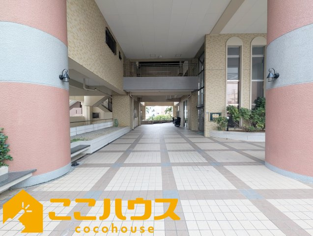 ライオンズタワー安里|エントランス（外）