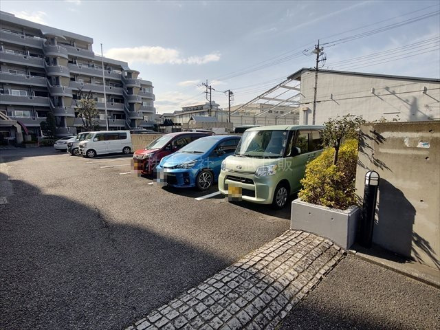 【駐車場】の画像
