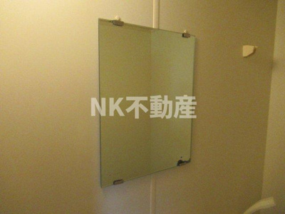 【浴室】 | スペランツァデリーティア（吉田賃貸） | お風呂に鏡があります