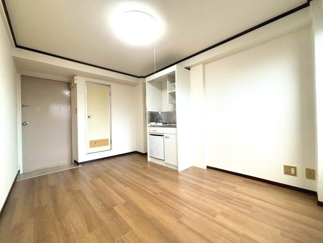 ウィズテリア東阪田の居間・リビング