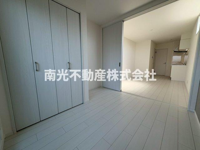 D porta refinardの内装