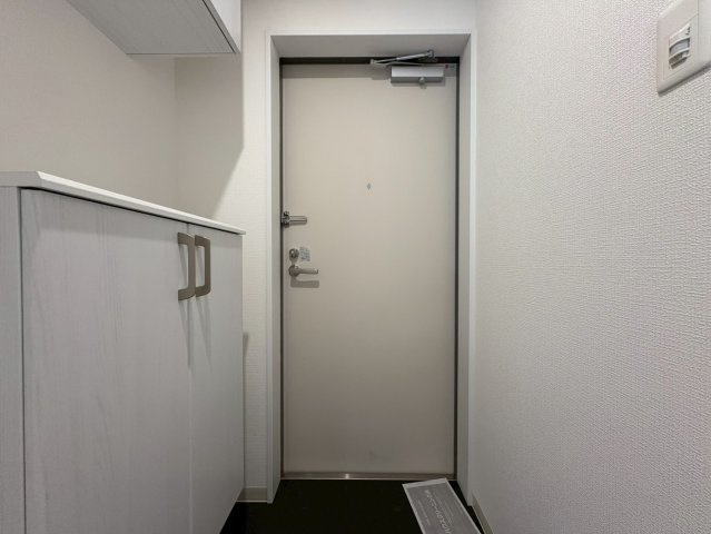 D porta refinardの玄関
