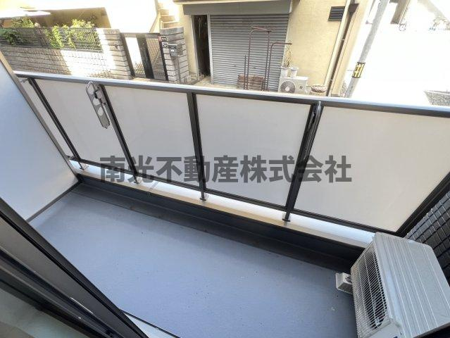 D porta refinardのバルコニー