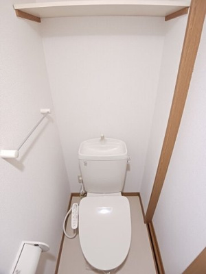 【トイレ】 | レジデンス小峯 | 清潔感のあるトイレです