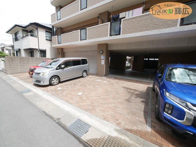 グローバル姫路土山　5階の駐車場