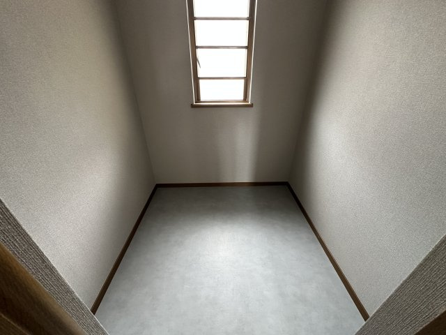 明石市朝霧南町４丁目戸建の収納