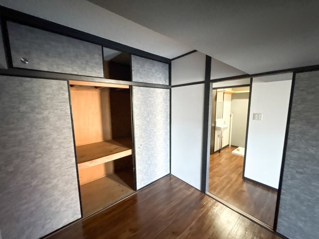 河本マンションの内装
