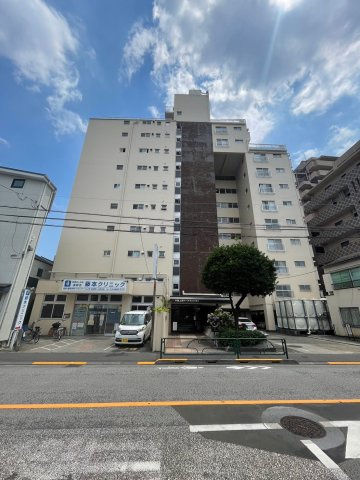 中銀上野パークマンシオンの外観