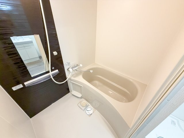 SOLASIA residence 九条の浴室