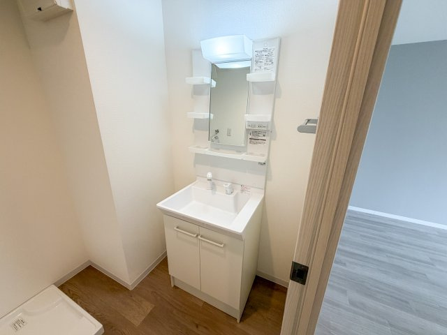 SOLASIA residence 九条の洗面所