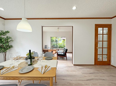 【居間・リビング】 | 藤沢市遠藤 中古戸建 全1棟 | ※室内の家具や雑貨等はCG加工で販売対象には含まれません