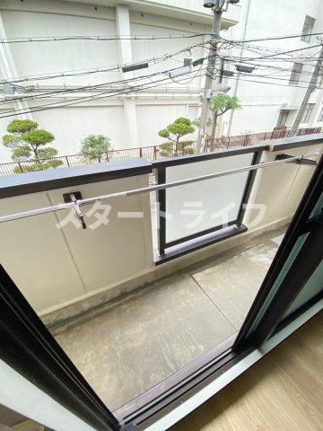 大阪市東淀川区柴島２丁目の賃貸マンションのバルコニー