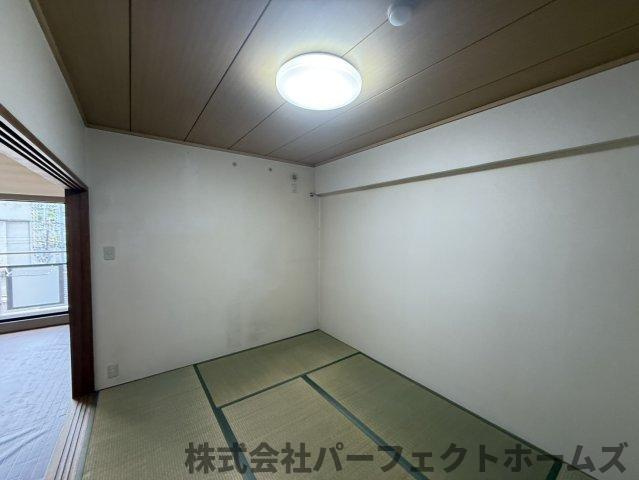 ロイヤルシャトー交野の和室|きれいな和室です