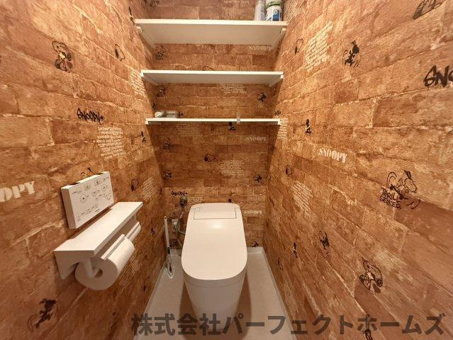 ロイヤルシャトー交野のトイレ|コンパクトで使いやすいトイレです
