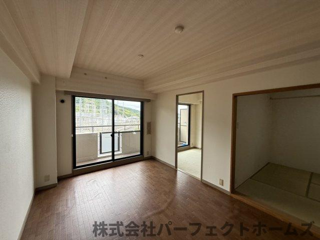 【居間・リビング】の画像