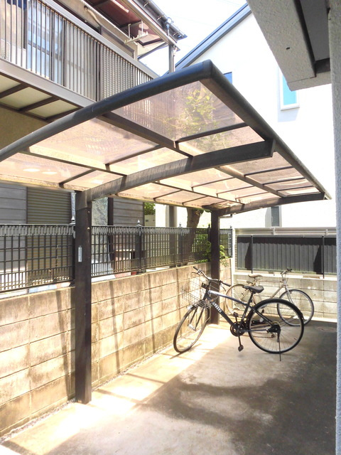パークフラットのその他共用部分|うれしい屋根付き自転車置場