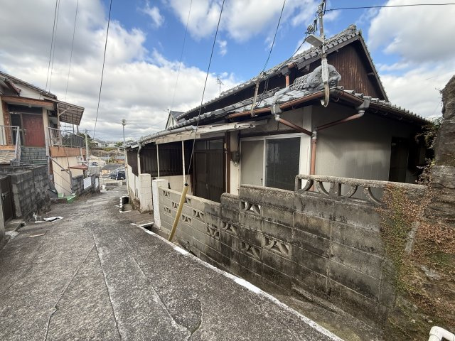 東山町平家一戸建