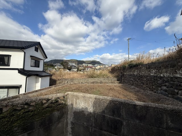 東山町平家一戸建の周辺