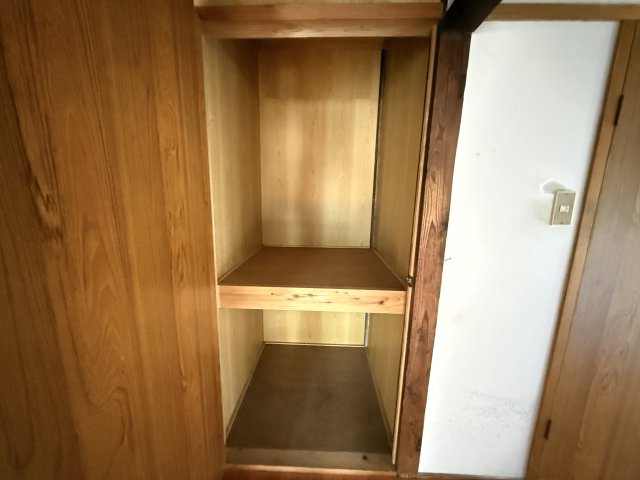 東山町平家一戸建の収納
