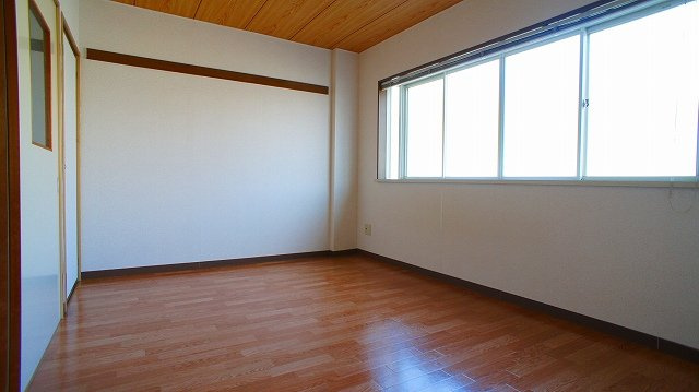 ヴェルメゾン小川の寝室