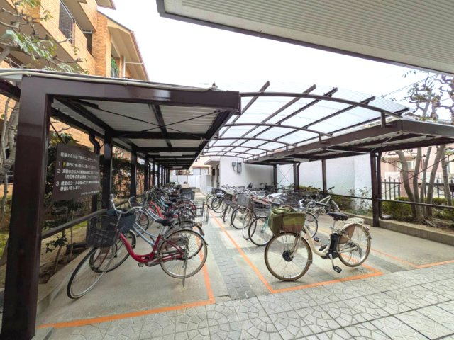 シャルマンコーポ甲子園北のその他共用部分|駐輪場です