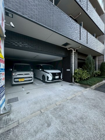 プレサンス大須観音　名古屋市賃貸　仲介手数料無料の駐車場